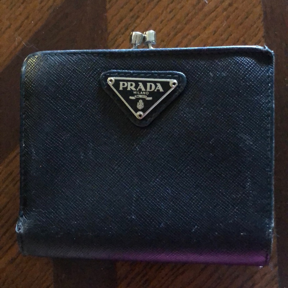 Prada Wallet - Picture 2 of 7